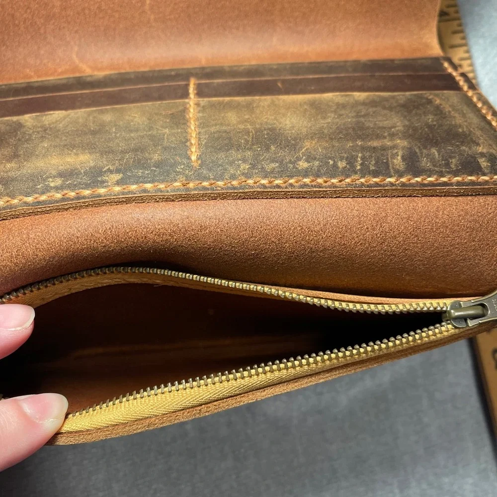 Distressed Genuine Brown Leather Long Wallet Snap Closure Card Holder Zip‎